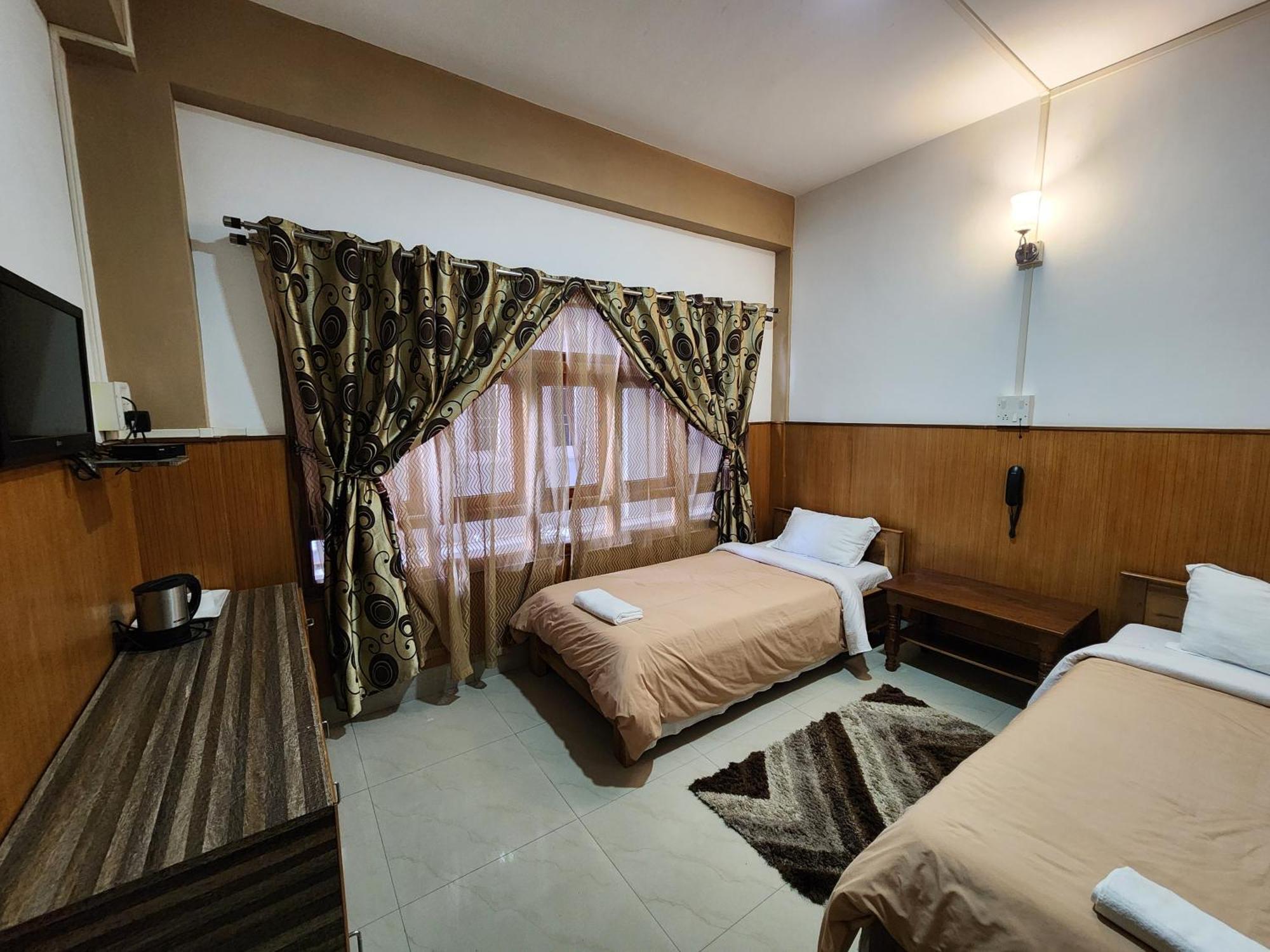 Hotel The Oak Tawang Zewnętrze zdjęcie