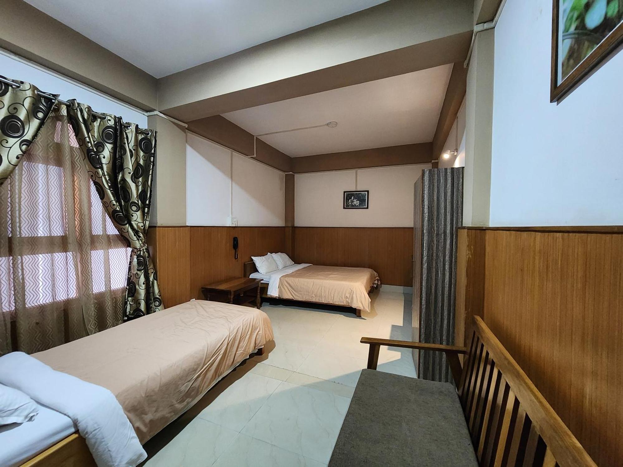 Hotel The Oak Tawang Zewnętrze zdjęcie