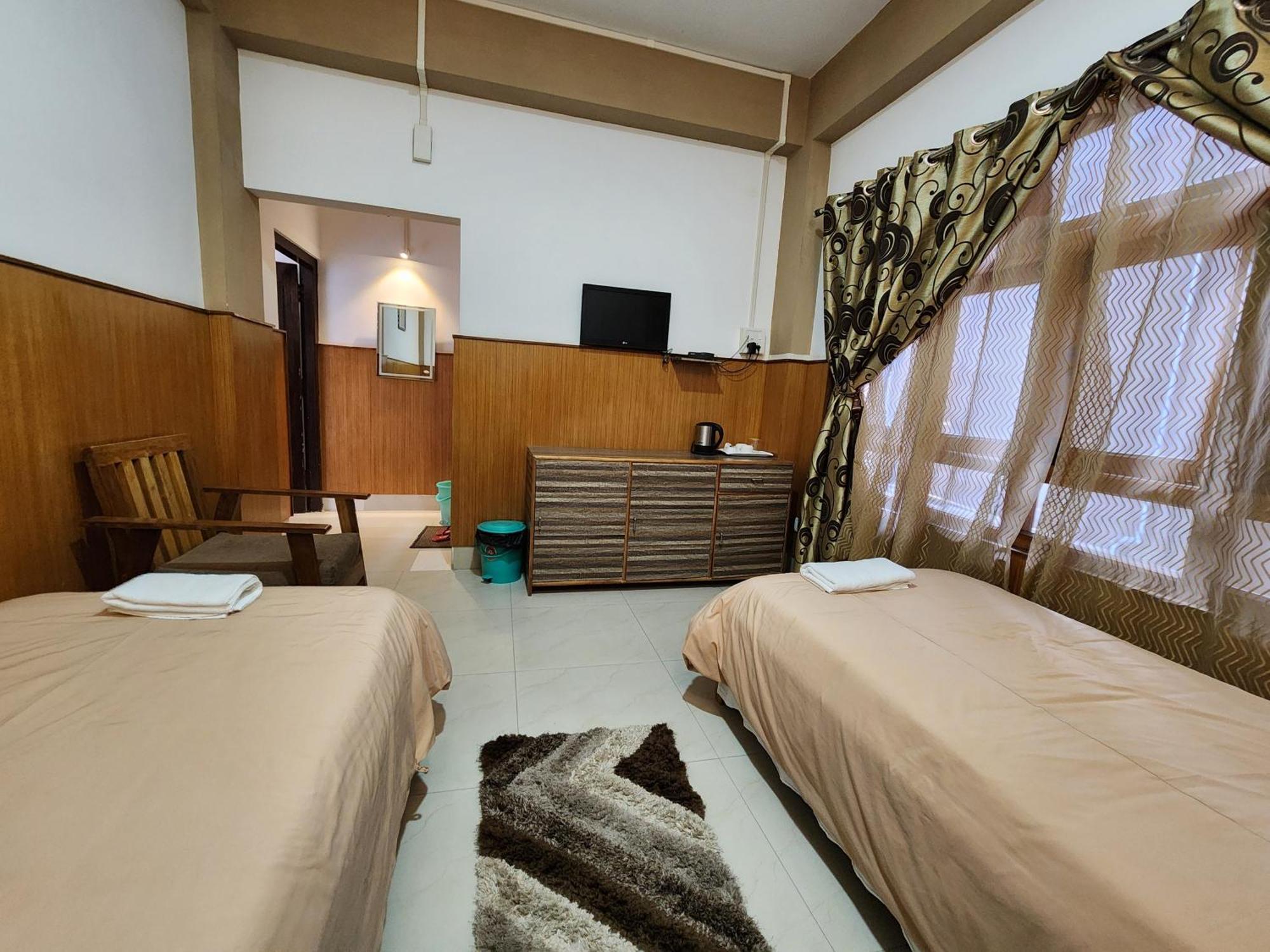 Hotel The Oak Tawang Zewnętrze zdjęcie