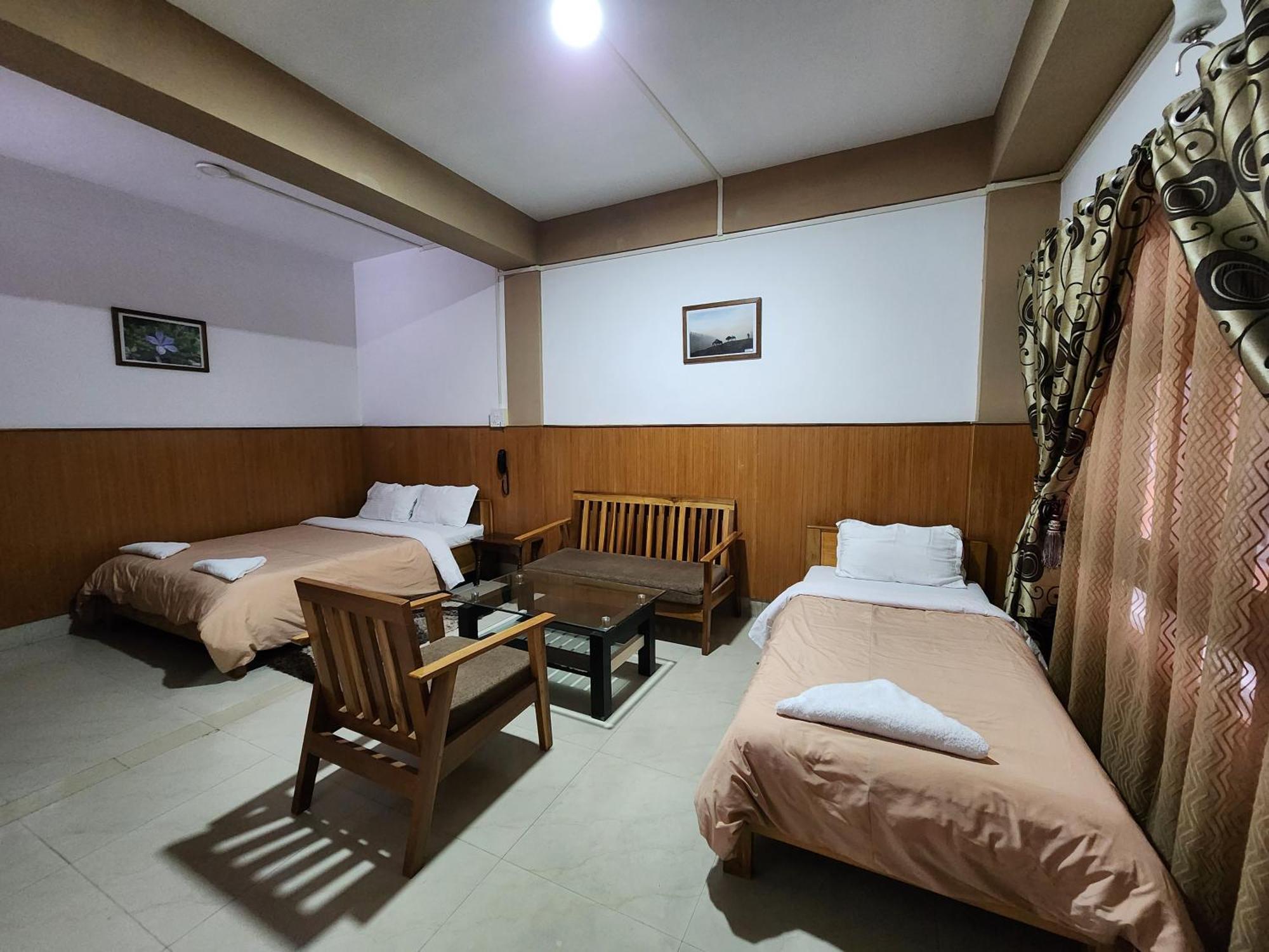 Hotel The Oak Tawang Zewnętrze zdjęcie