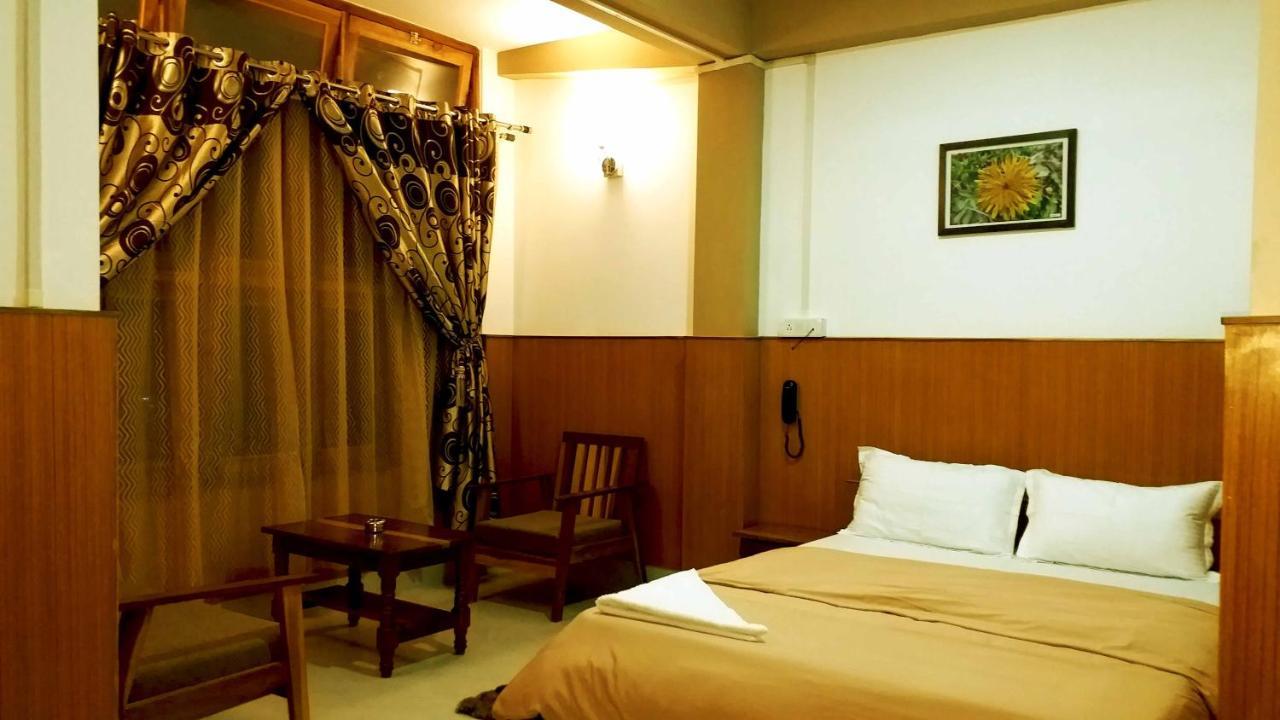 Hotel The Oak Tawang Zewnętrze zdjęcie